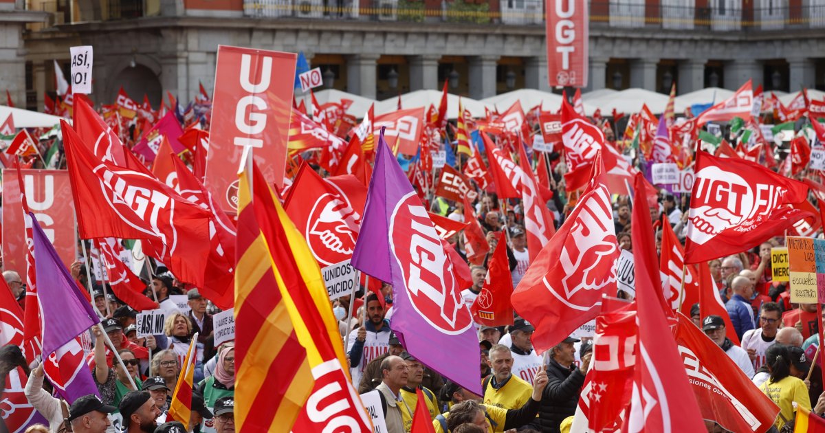 CCOO Y UGT Concentran A Unas 50 000 Personas En Madrid Para Exigir Una