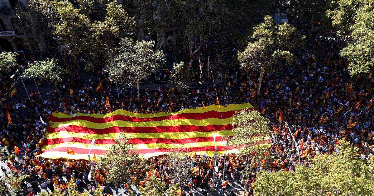 Marcelo Gullo y Fernando Savater firmarán en Sant Jordi en la carpa de