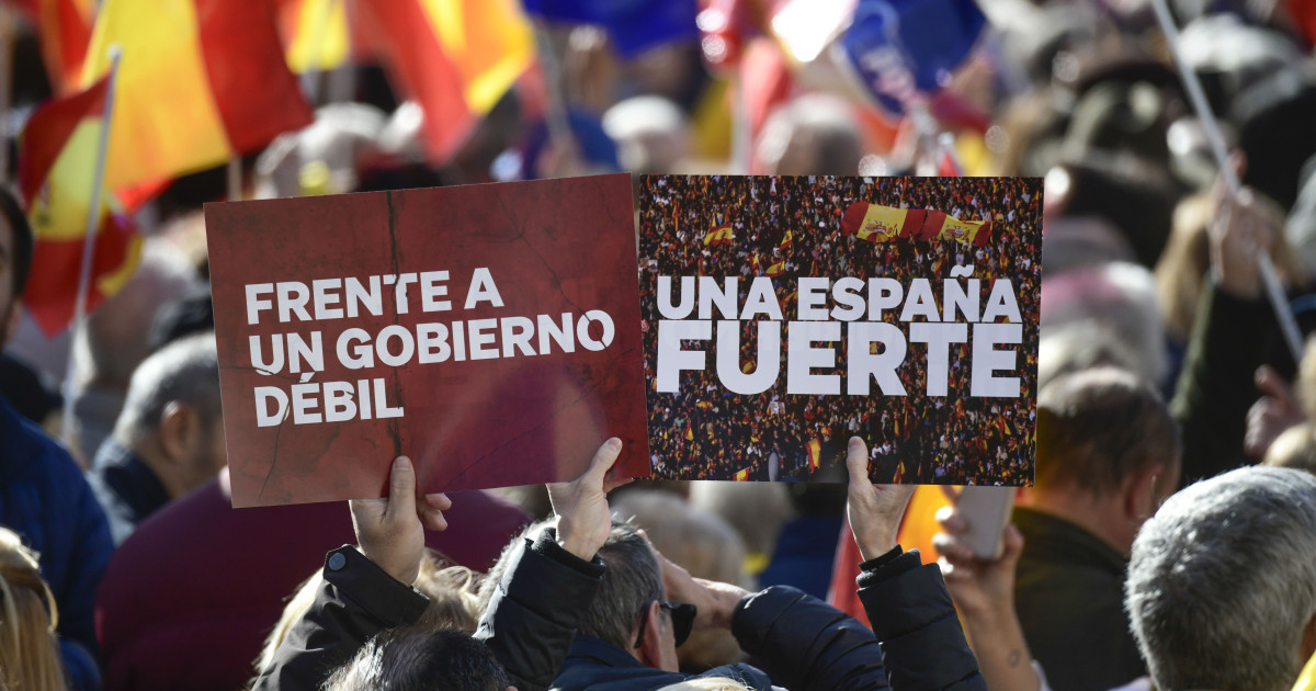 Así ha sonado el Himno de España en la manifestación contra la amnistía