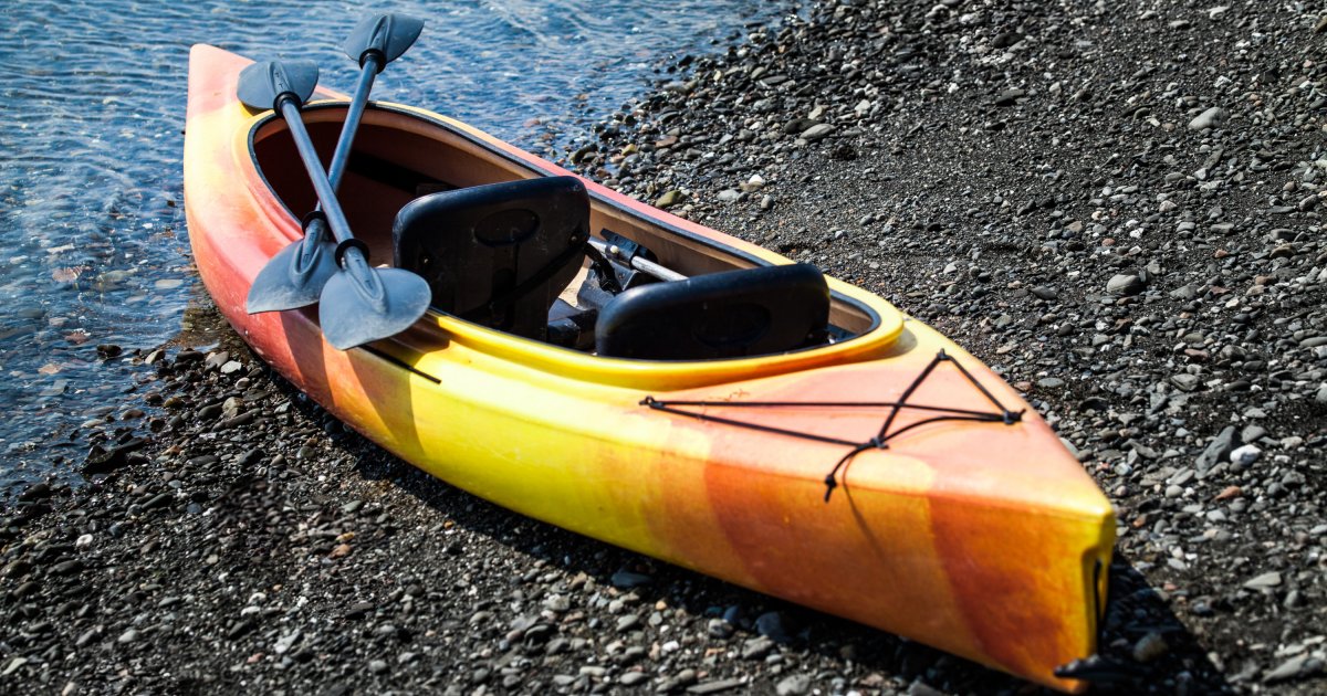 Plasticidad Vagabundo Polvo Decathlon ya no venderá canoas en Francia, por la crisis migratoria