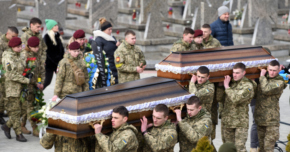 ¿Cuántos soldados rusos y ucranianos han muerto desde que comenzó la