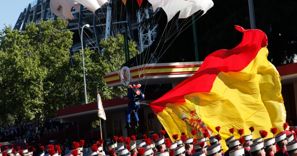 Las mejores imágenes del desfile del Día de la Hispanidad