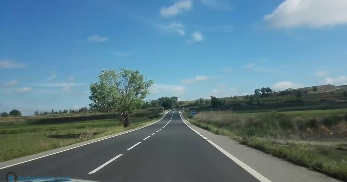 ¿Qué significa si las líneas discontinuas de la carretera son más ...